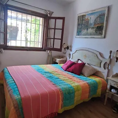 ホームステイ Casa Blanca-42 Piscina Wifi 6pax