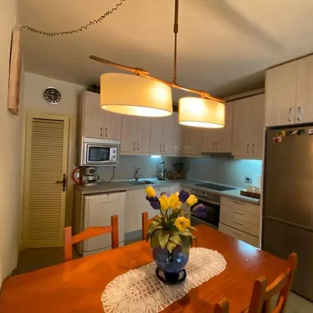 Casa Blanca42 Piscina Wifi 6pax Homestay *