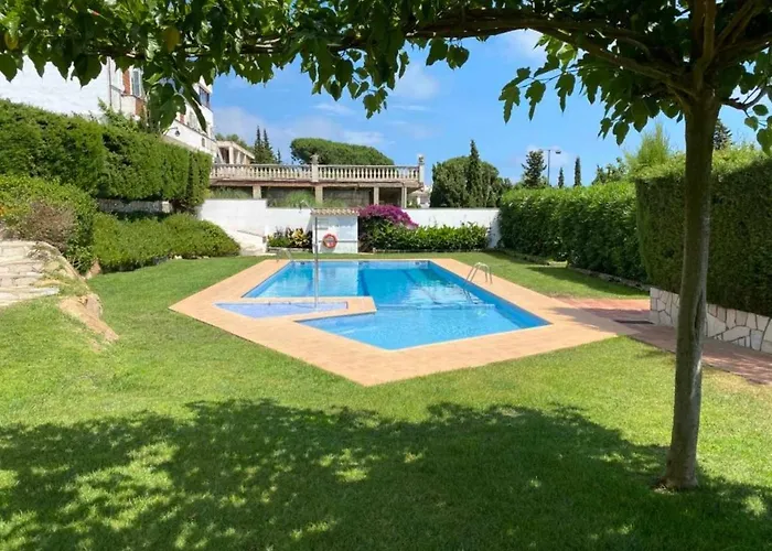 Casa Blanca 42 - Piscina, Bbq Y Wifi Séjour chez l'habitant *